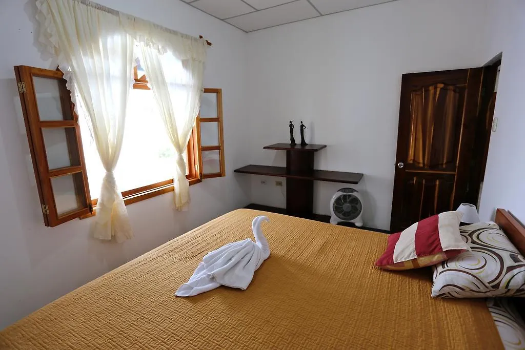 *** Bed & Breakfast The Galapagos Pearl B&B Puerto Ayora  Ecuador