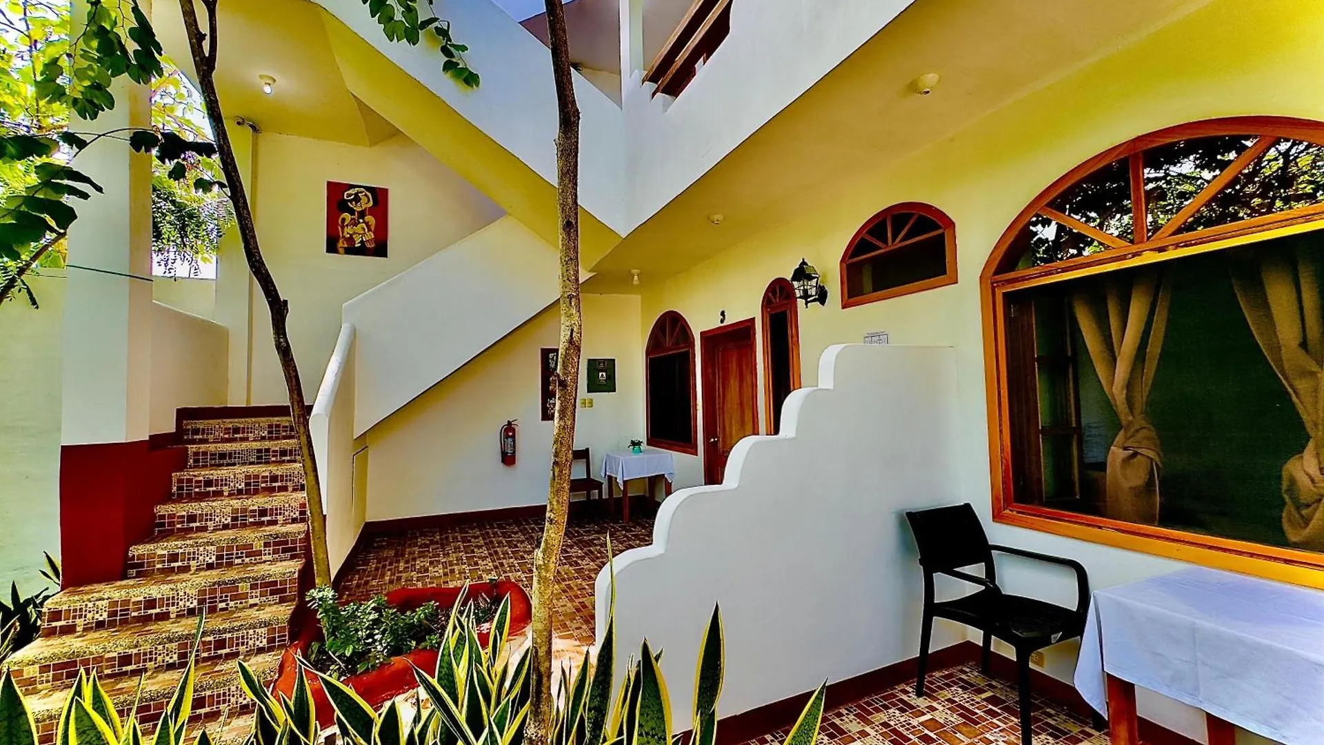 The Galapagos Pearl B&B プエルトアヨラ エクアドル