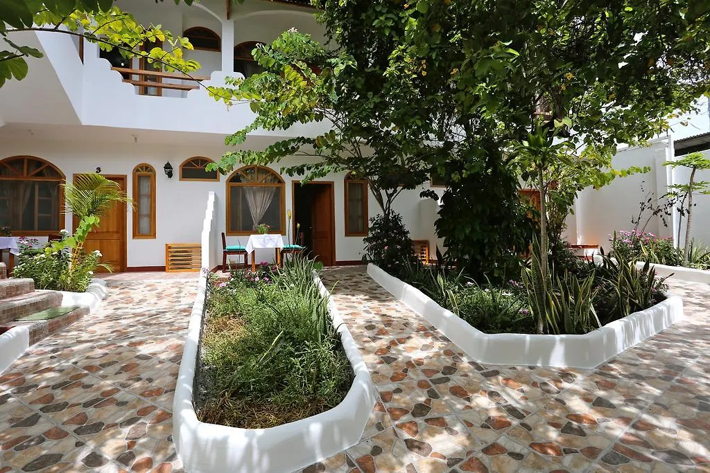 ベッド・アンド・ブレックファスト The Galapagos Pearl B&B プエルトアヨラ