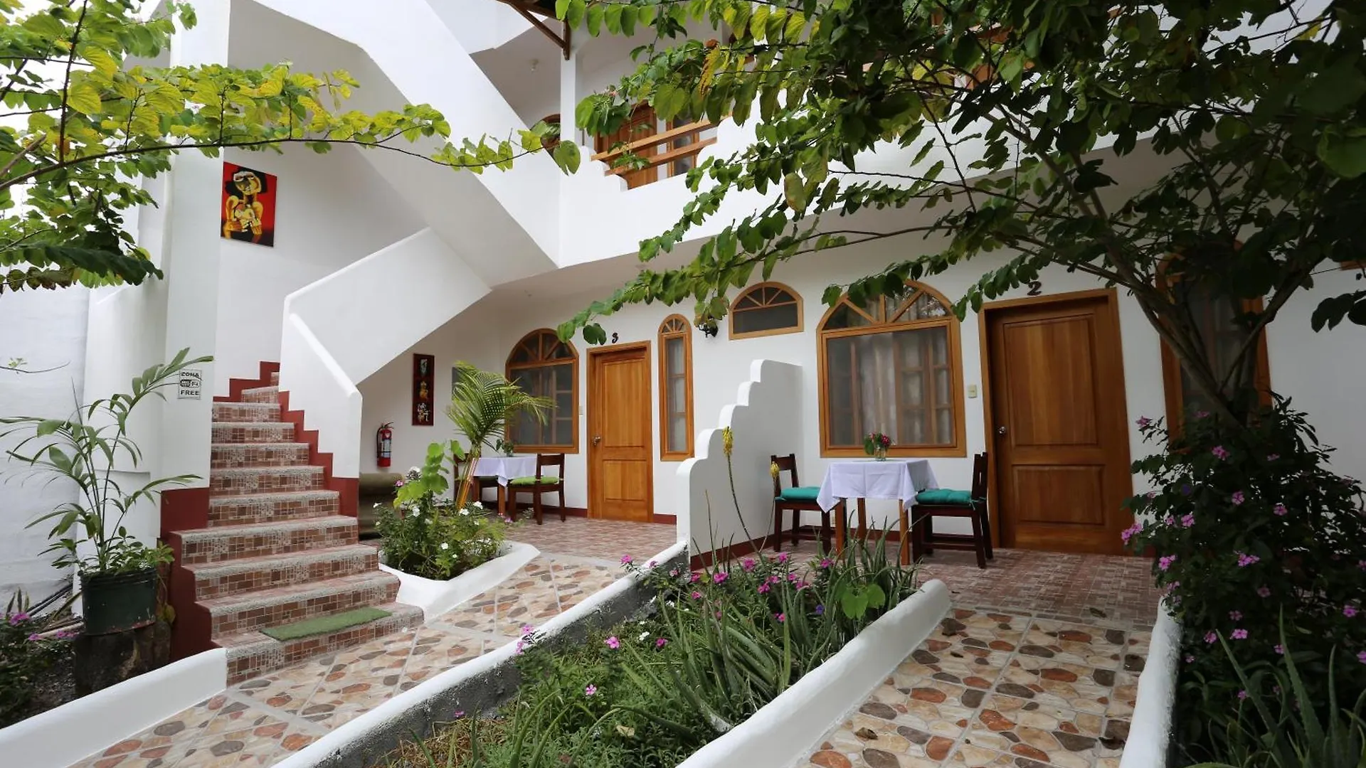 The Galapagos Pearl B&B プエルトアヨラ ベッド・アンド・ブレックファスト
