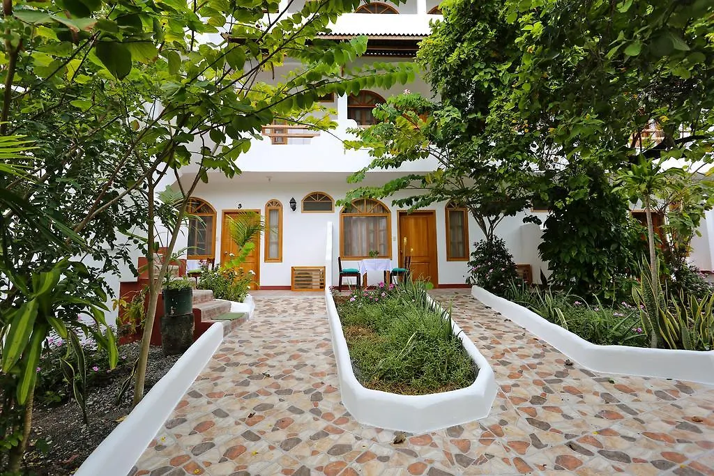 The Galapagos Pearl B&B プエルトアヨラ ベッド・アンド・ブレックファスト