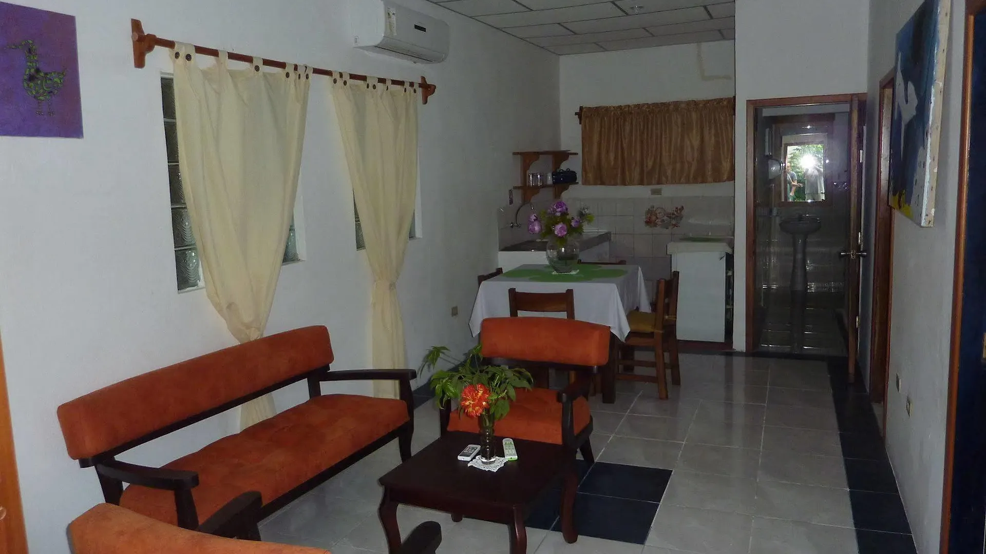 The Galapagos Pearl B&B Puerto Ayora  Bed & Breakfast Puerto Ayora (Galapagos Islands)